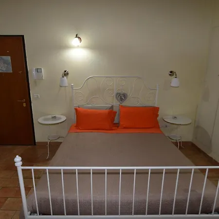 Via Della Posterna Spoletium Apartmán *