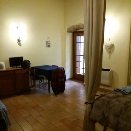 Via Della Posterna Spoletium Apartmán *